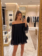 Miriana | Vestido Corto Off-Shoulder Mangas Acampanadas